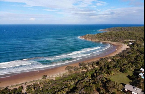 Agnes Water House | Beachfront KiteSurf 1770 House with Ocean Views & More