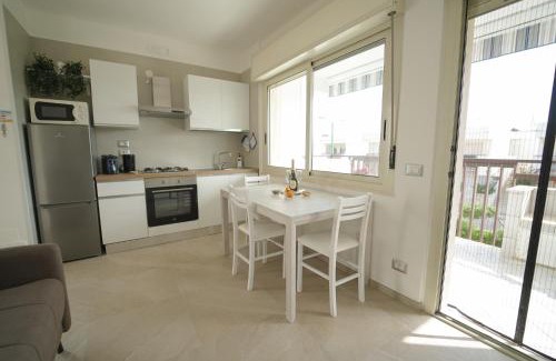 Lendinuso Apartment | Oceanfront Retreat for Kitesurf & Boat Enthusiasts
