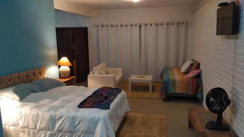 Piata Apartment | Cozy Kitinete at the Foot of the Mountains - Pet Friendly