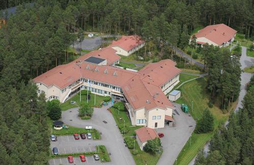 Kannus Bed & Breakfast | Pet-Friendly Retreat: Kitinrivi B&B with Family Amenities