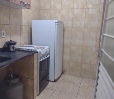 Guaratingueta Apartment | Complete Kitnet: Family-Friendly Retreat with Great Reviews
