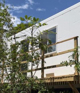 Vargem do Bom Jesus House | Cozy Kitnet in Florianópolis with Ocean Views & Accessibility
