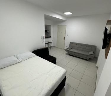 Aparecida Apartment | Oceanfront Kitnet with Beach Access in Santos - Rated 9/10