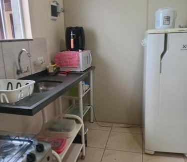 Jardim Acapulco House | Top-Rated Kitnet Marília: Ideal for Family Getaways