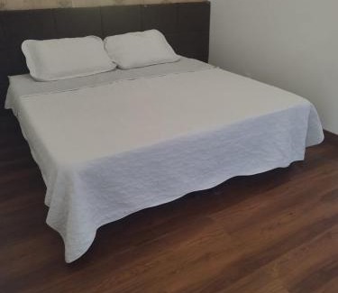 Floresta Apartment | Cozy Kitnet na Rua Sapucai - Wheelchair Accessible Retreat