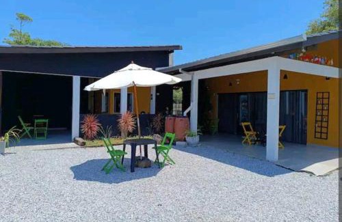 Pontal do Sul House | Cozy Private Kitnet in Pontal do Sul - Guest Rated 10/10