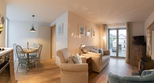 Braunton House | Pet-Friendly Kittiwake Cottage - Perfect for Families!