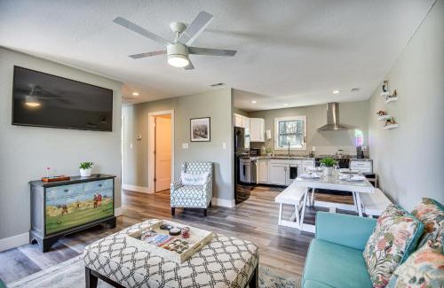 Sea Scape Apartment | Relaxing Kitty Hawk Apartment with Hot Tub, 1 Mi to Beach