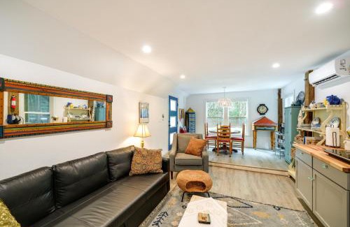 Southern Shores Apartment | Kitty Hawk Vacation Rental with Pool & Oceanfront Hot Tub