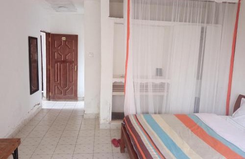 Oyugis Hotel | Experience Kitwe Lodge Oyugis: Pet-Friendly with Pool
