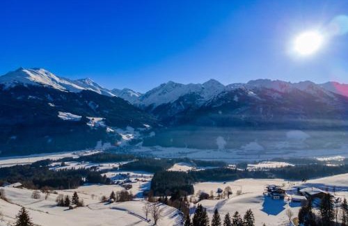 Paß Thurn Apartment | Pet-Friendly Kitzbüheler Alpenlodge - Rated 9/10 by Guests