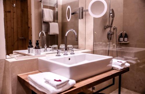 Kitzbuehel Hotel | Elevated Comfort at Kitzhof Mountain Design Resort