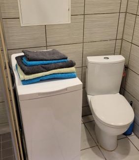 Luganuse Apartment | Child-Friendly Kiviõli Apartment with Great Guest Ratings