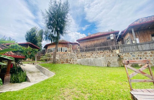 Kibuye Cabin | Eco-Friendly Kivu Macheo Lodge with Family Amenities