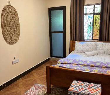Moshi Bed & Breakfast | Kivuli Guest House