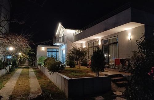 Kobuleti House | Pet & Child Friendly Retreat at Kiwi Georgia - Rated 9.1