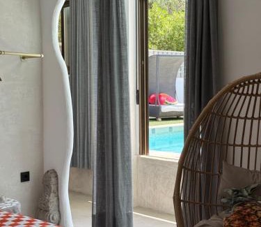 Hoya de los Patos Apartment | Discover Kiwidestiny Alicante: Oceanfront Oasis Awaits
