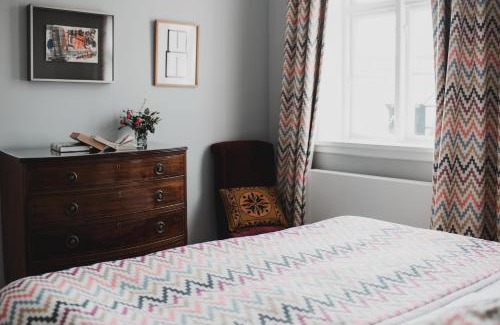 Ærø Municipality Bed & Breakfast | Oceanfront Kjobing Manor: Guest Rated 8.8 with Kitchen Access