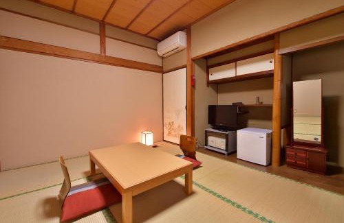 Nara Hotel | Discover kkr奈良みかさ荘: Family-Friendly Retreat