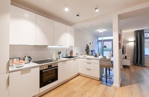 Daenschendorf Apartment | Family-Friendly Klöönstuuv: 4-Star Comfort with Top Ratings