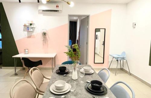Kampung Kerinchi Apartment | Relaxing Getaway at KL Gateway Premium Residences by Moka