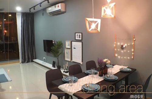 Kampung Kerinchi Apartment | KL Gateway Residence: Ideal Location with Pool & Breakfast