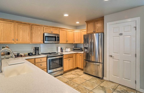 Altamont House | 'Klamath Haven' Getaway 6 Mi to Downtown!