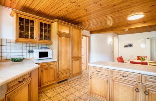 Wolfach - Saint Roman Apartment | Explore Klausenhansenhof: Pet-Friendly and Family-Oriented Stay