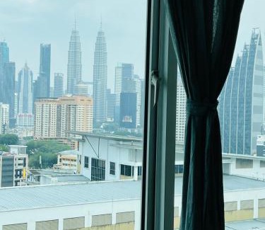 Kuala Lumpur Apartment | Indulge at VUE Residences with KLCC Views & Premier Amenities
