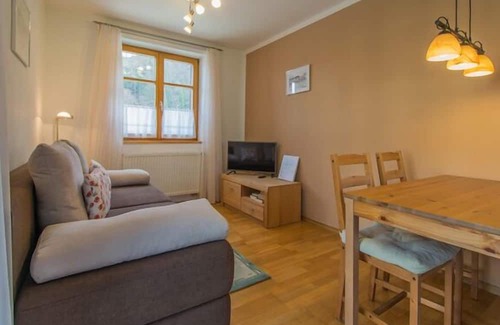 Passau Apartment | Inviting Klein aber Fein: Cozy Apartment with Lake View