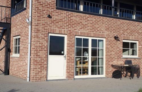 Hulst Apartment | Experience Klein Cambron: Guest Rated 9/10 with Kitchen