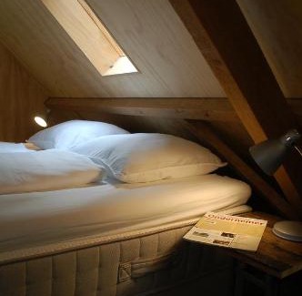 Doorn House | Discover Klein Dubbelland: Family-Friendly with Breakfast