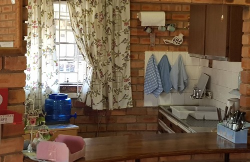 Marloth Park Cottage | Authentic Africa Experience with Pool and Family Amenities