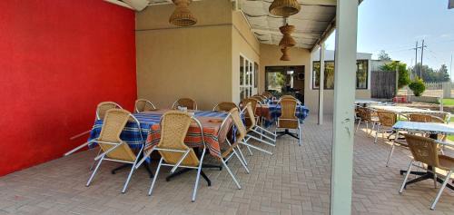 Hartswater Ski Chalet | Explore Klein Plasie Lodge: Pet-Friendly Getaway Awaits