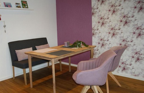 Pellingen Apartment | Family-Friendly Klein's Hochwaldscheune with 9.2/10 Rating