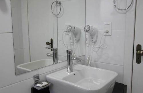 Centro Hotel | Discover Klein Ville Dois Irmãos: Family-Friendly Comfort