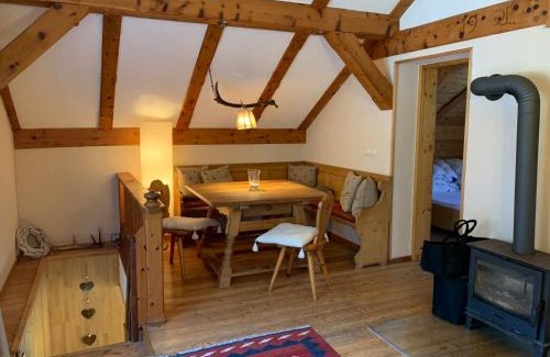 Rohrmoos-Untertal Ski Chalet | Highly Rated Kleine Ahornau: Family & Pet-Friendly Retreat