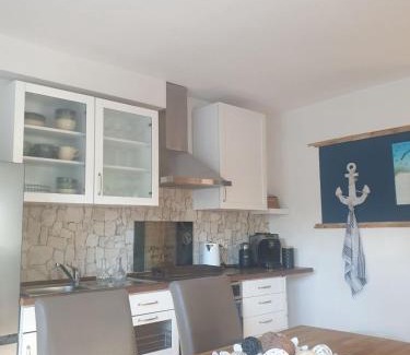 Stakendorf Apartment | Discover Kleine Auszeit: Guest Rated 9.2 & Pet Friendly