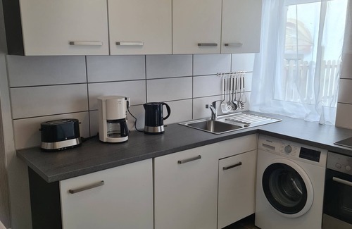 Winterstetten Apartment | Cozy 1-Bedroom Apartment with Spa and Hot Tub Amenities