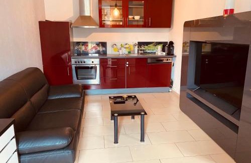 Dueren Apartment | Cozy Accommodation Near Cologne and Aachen - 8/10 Rating