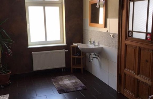 Strodehne Apartment | Experience Comfort at Kleine Herberge - Rated 9/10!