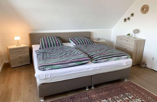 Timmel House | Oceanfront Relaxation at Kleine Möwe by Interhome