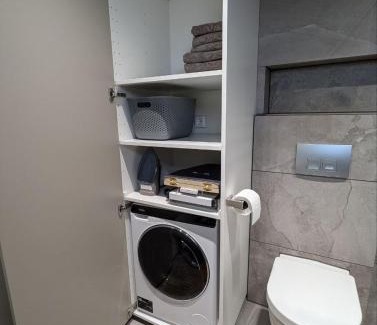 Lochbrucke Apartment | Cozy Studio Apartment with Contactless Check-In