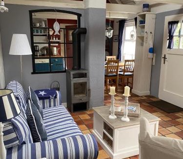 Rysum House | Kid-Friendly Retreat at Kleiner-Mann with Hot Tub Bliss