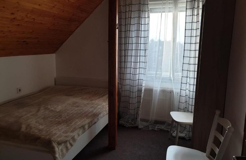 Harkany Apartment | Budget-Friendly Double Room with Pool and Breakfast