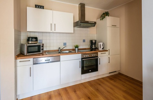 Sankt Michaelisdonn Bed & Breakfast | Cozy Kleines Landhotel Rehedyk with Breakfast & Family Perks
