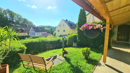 Goessweinstein Apartment | Pet-Friendly Apartment Bärenstein 1 with High Guest Rating