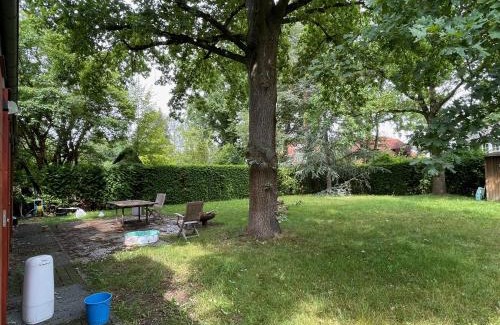 Kleinmachnow House | Kleinmachnow Schlafzimmer mit eigenem Bad