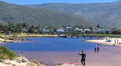 Kleinmond Apartment | Inviting Kleinmond Panorama Holidays with Oceanfront Views