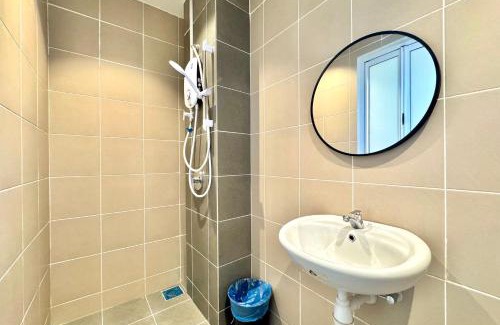 Labu Apartment | KLIA Residensi With Netflix